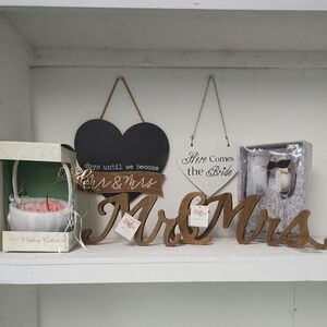 9pc Wedding Decor Accents Set